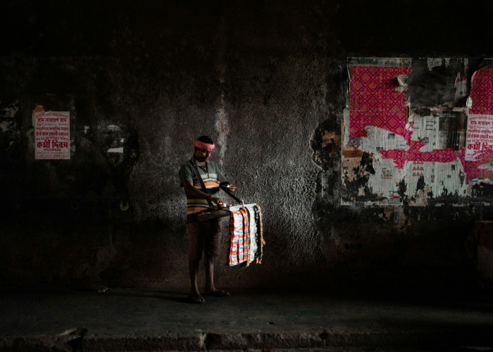 数字背后的人，印度50万新冠感染者的沉默与呐喊