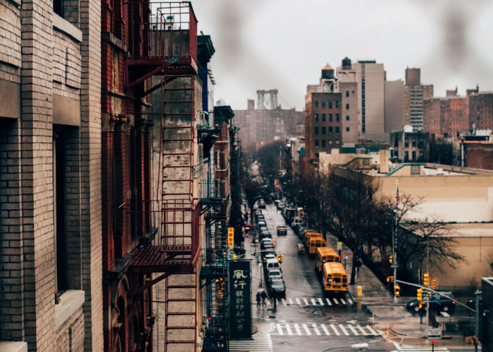 纽约感染人数，一座超级都市的抗疫轨迹与启示