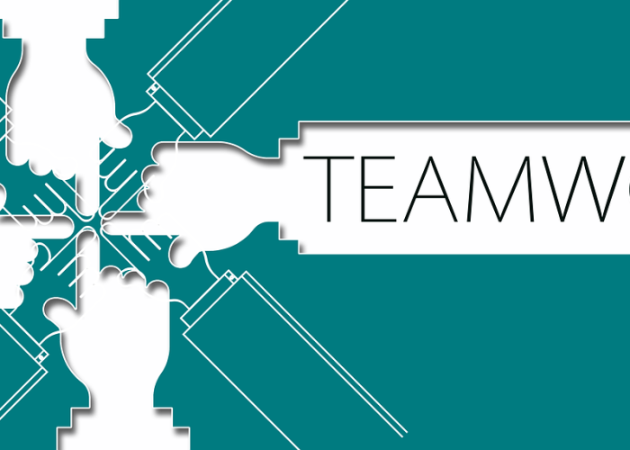 同舟共济，疫情时代的精神方舟