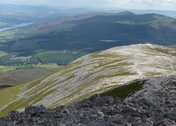 安庆，地震带上的千年博弈